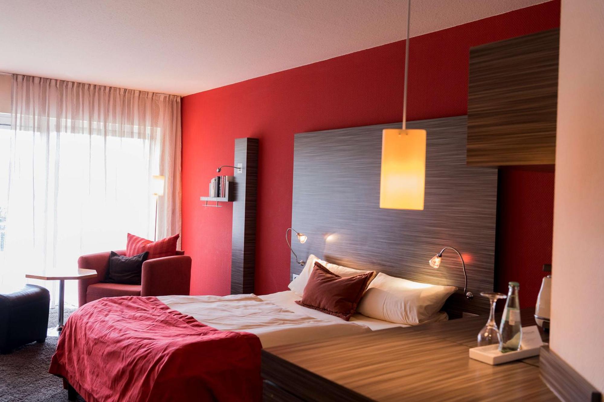 Atrium Hotel